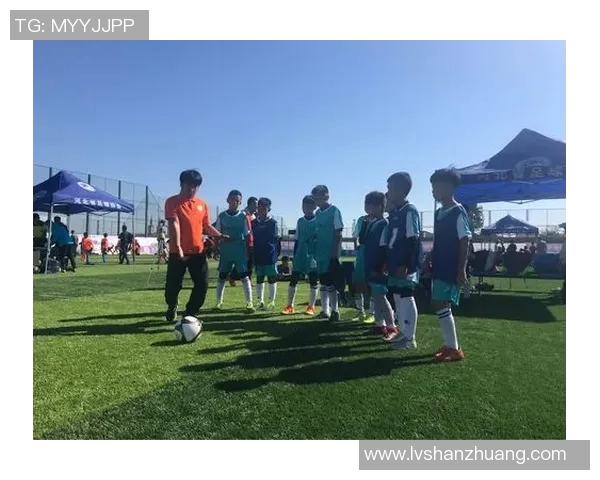 海绵宝宝勇闯绿茵场成为足球明星的奇幻冒险之旅