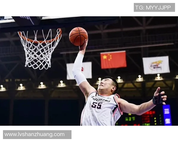 篮球明星挂图展现运动魅力与激情让你感受球场上的风云变幻