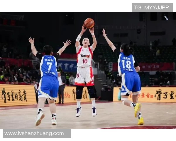 曾经受伤的篮球明星韧带断裂经历与复出之路的励志故事 曾经受伤的篮球明星韧带断裂经历与复出之路的励志故事