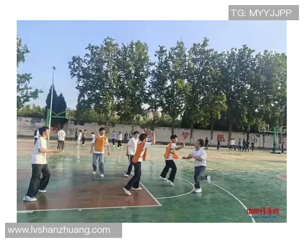 西平篮球小明星名单揭晓展现年轻球员的风采与潜力 西平篮球小明星名单揭晓展现年轻球员的风采与潜力